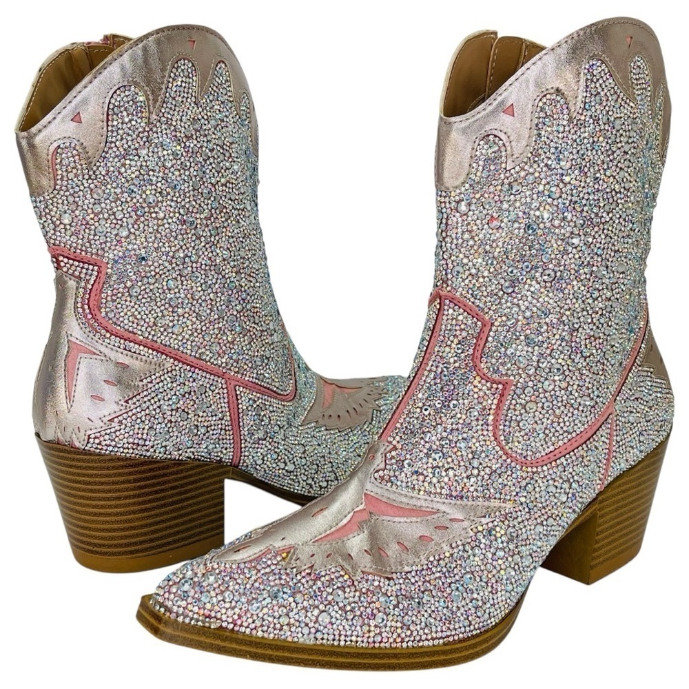 Wild Pair Lourdez Rhinestone Western Style Womens Ankle Boots Size 6M